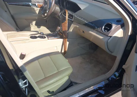 2013 Mercedes-Benz C 250 Luxury/Sport from USA, damaged, VIN WDDGF4HB8DA783486